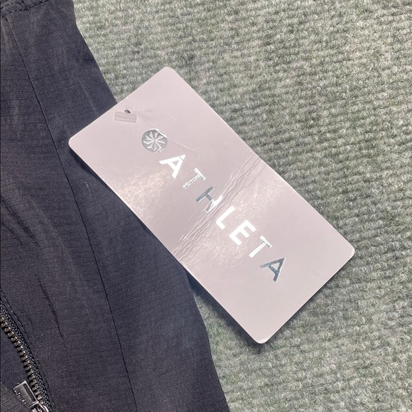 Athleta Black Active Shorts with Zipper Pocket - Picture 3 of 8